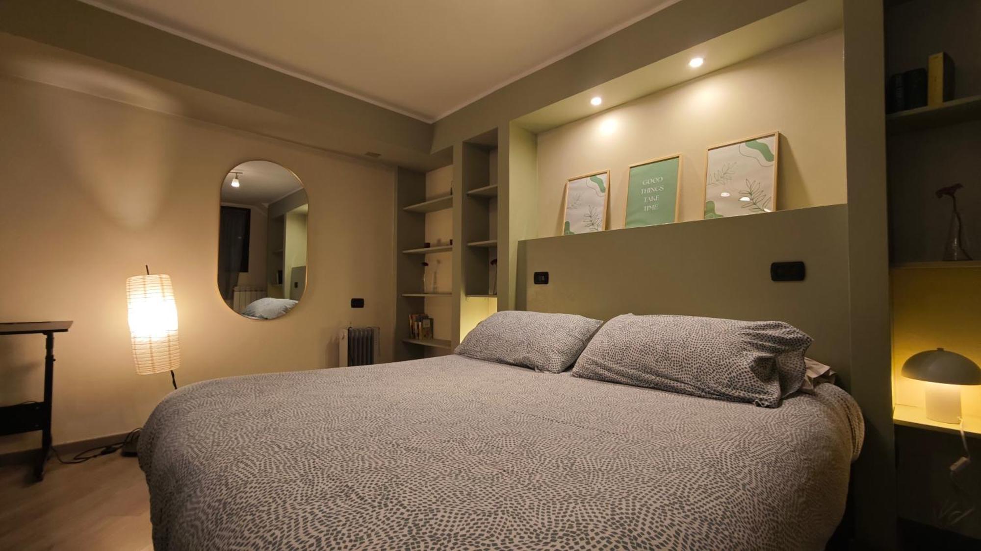 Appartamento Aleph With Private Parking, Next Train Station Como Dış mekan fotoğraf