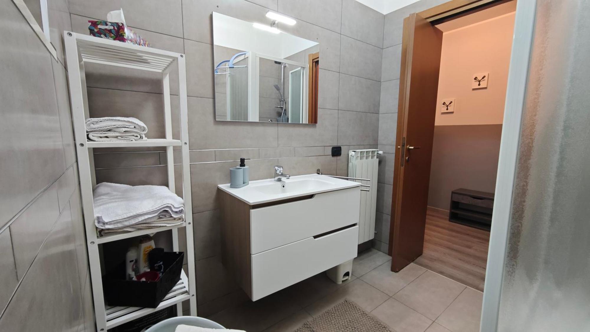 Appartamento Aleph With Private Parking, Next Train Station Como Dış mekan fotoğraf