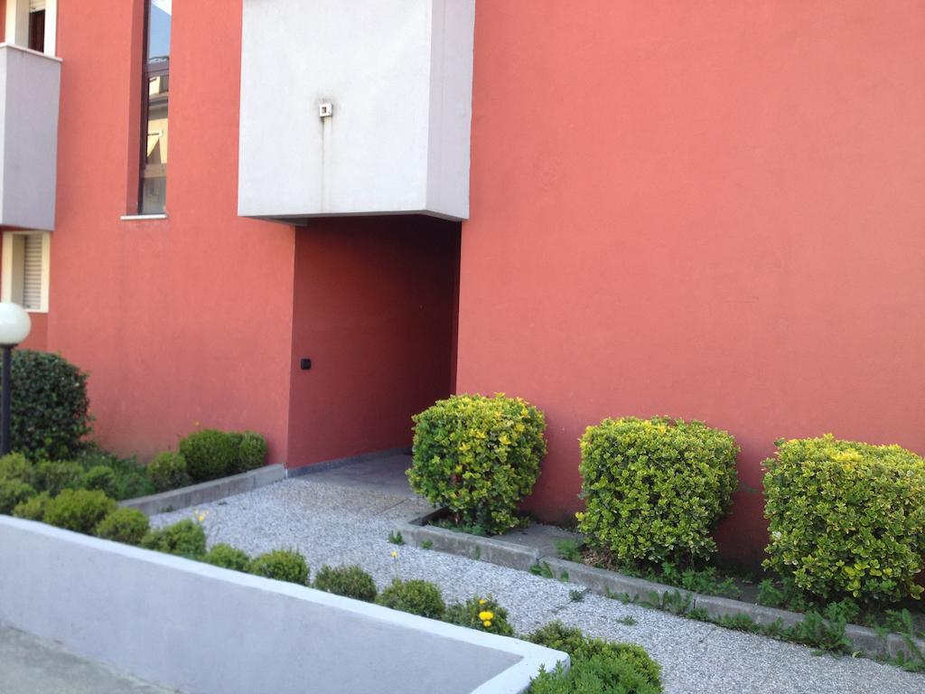 Appartamento Aleph With Private Parking, Next Train Station Como Dış mekan fotoğraf